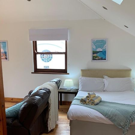 Penthouse 3 - Spacious Harbourside Apartment With Stunning Sea Views Penzance Exteriör bild