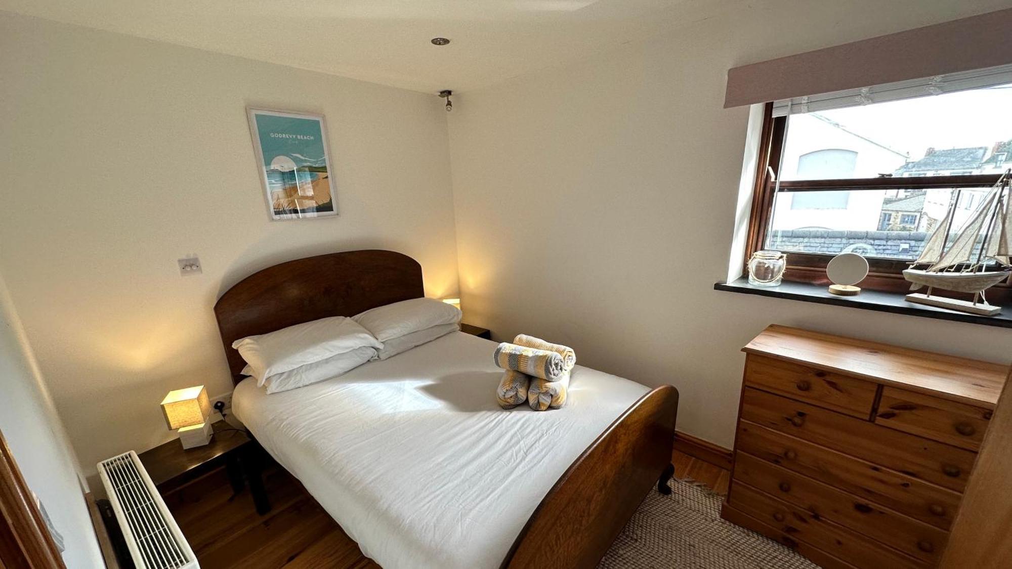 Penthouse 3 - Spacious Harbourside Apartment With Stunning Sea Views Penzance Exteriör bild